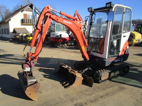Miniexcavadora Kubota KX41-3V / 1.7 T – ocasión