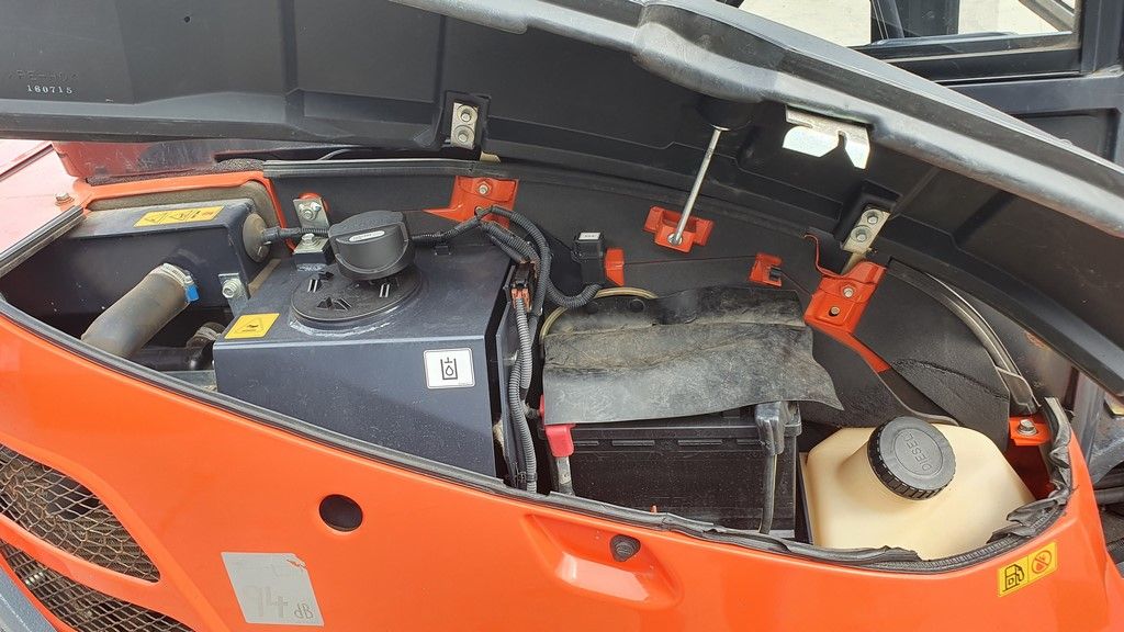 Miniexcavadora Kubota KX71-3 / 2.8 T – ocasión