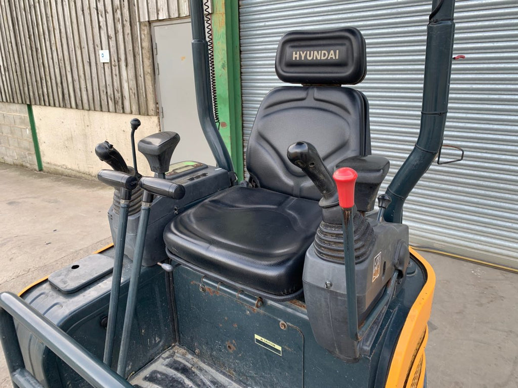 Miniexcavadora Hyundai Robex 17Z-9A (2015) – 1,7T – de ocasión