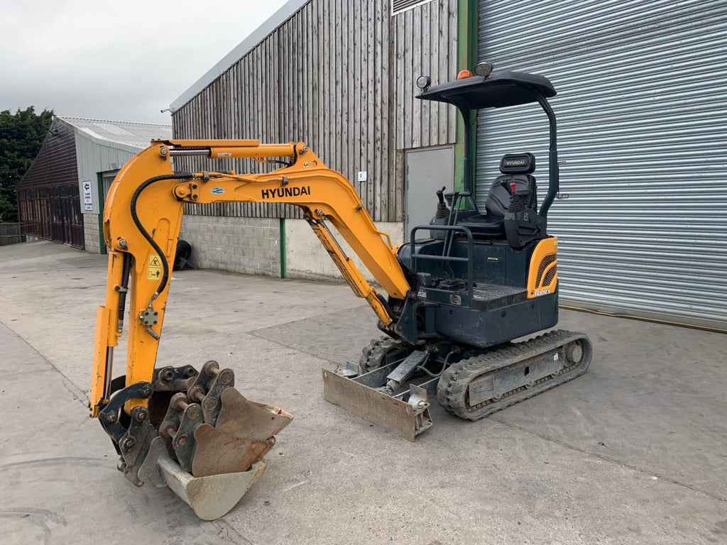 Miniexcavadora Hyundai Robex 17Z-9A (2015) – 1,7T – de ocasión