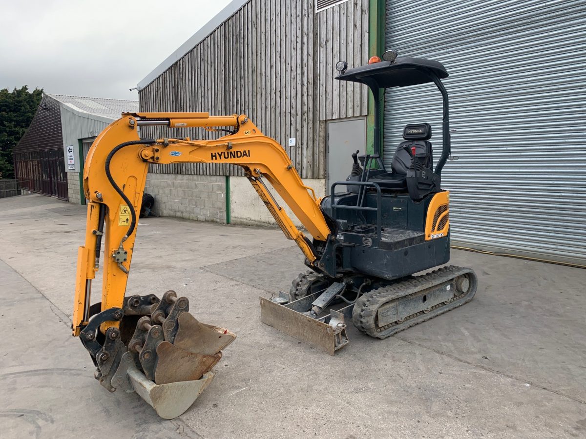 Miniexcavadora Hyundai Robex 17Z-9A (2015) – 1,7T – de ocasión