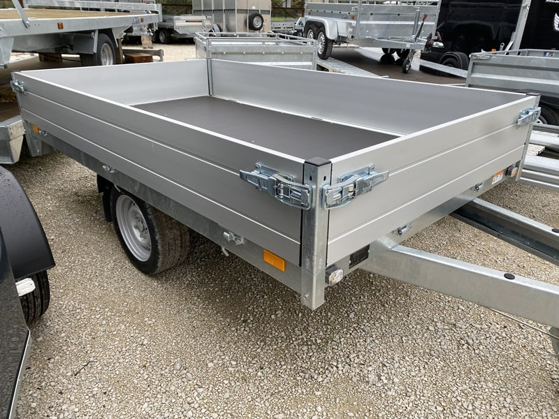 Remolque plataforma Saris, 256 × 150 cm, 1.500 kg MMA