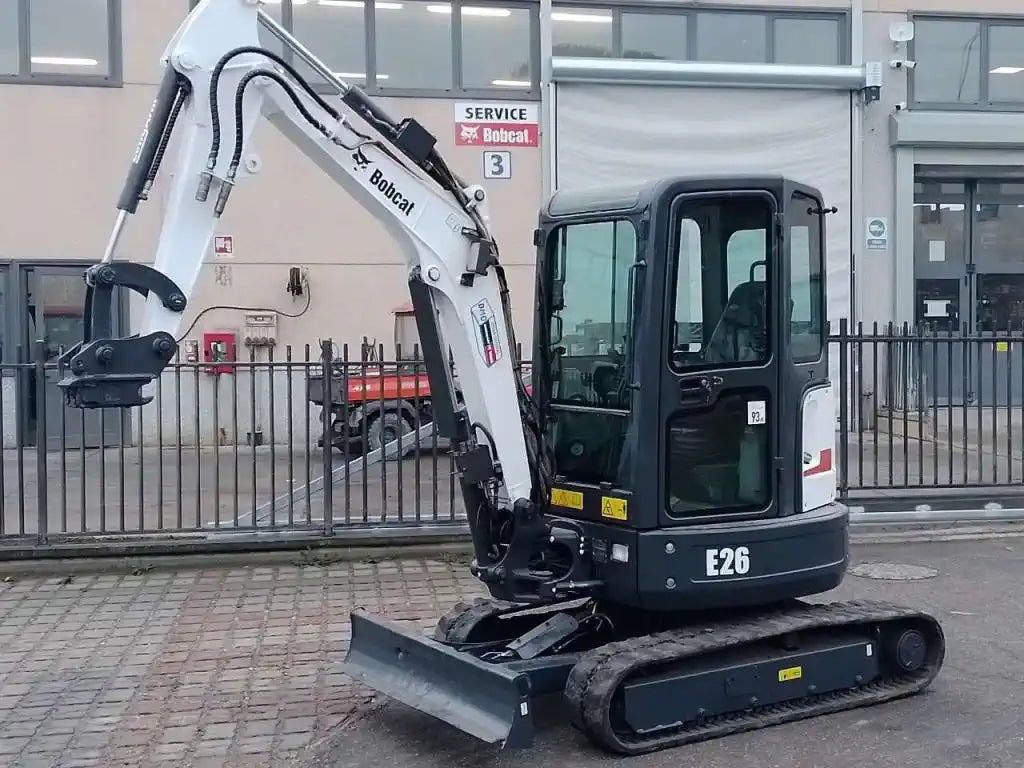 Miniexcavadora Bobcat E26 de ocasión 2,6 t 2012 3 200 h enganche rápido