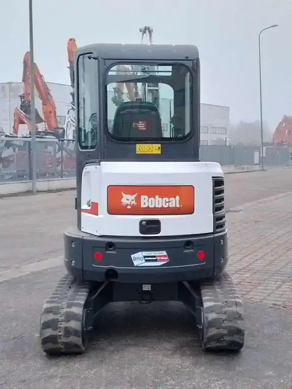 Miniexcavadora Bobcat E26 de ocasión 2,6 t 2012 3 200 h enganche rápido