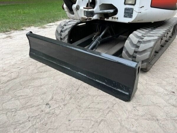 Bobcat 425G (2008) – Miniexcavadora usada 2,7T – 2 095 h – 4 Cucharas