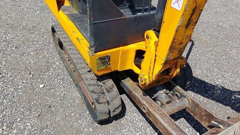 Miniexcavadora Bobcat E14 de Ocasión – 1,3T (2014) con 3 Cucharas