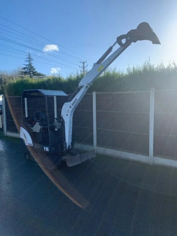 Miniexcavadora Bobcat E16 de ocasión 1,6 t 2014 chasis extensible