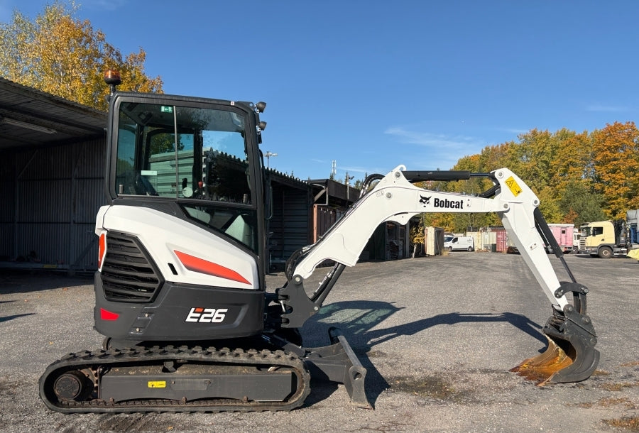 Miniexcavadora Bobcat E26 2023 – 980 horas – Usada