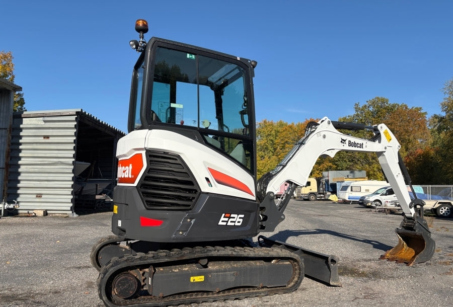 Miniexcavadora Bobcat E26 2023 – 980 horas – Usada
