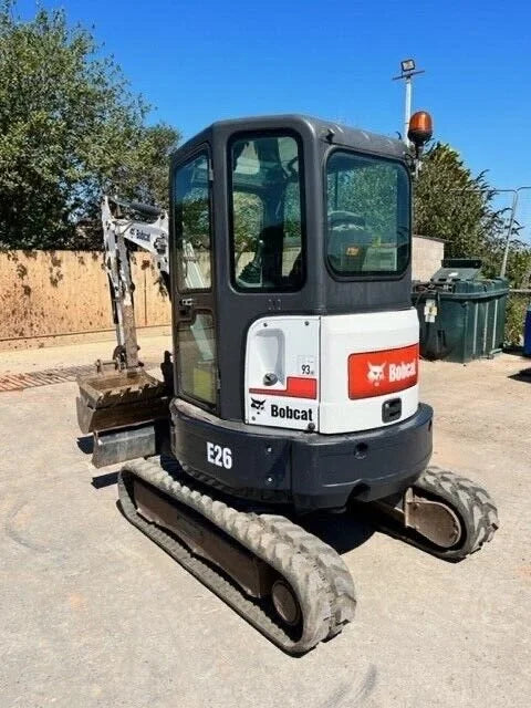 Miniexcavadora Bobcat E26 de ocasión 2,7 t 2018 cabina con aire acondicionado 2 703 h