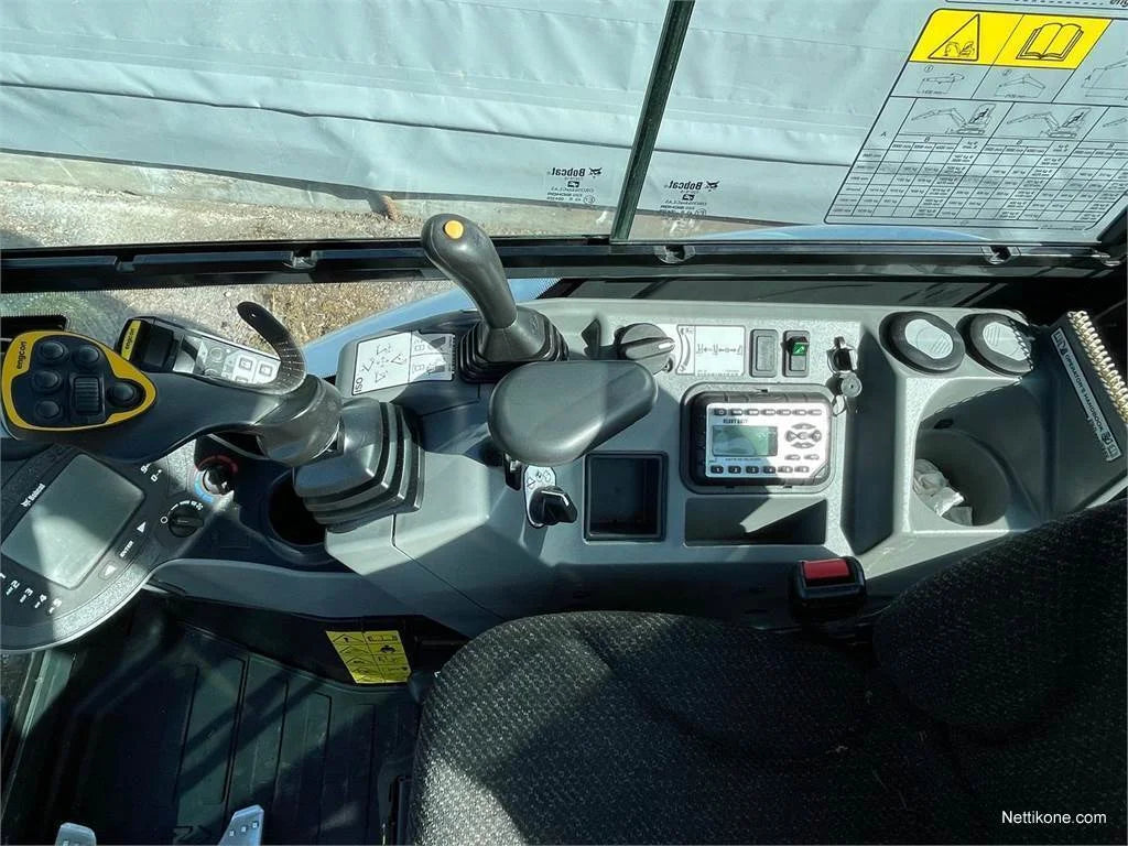 Miniexcavadora Bobcat E27Z de ocasión 2,7 t 2021 tiltrotator 315 h