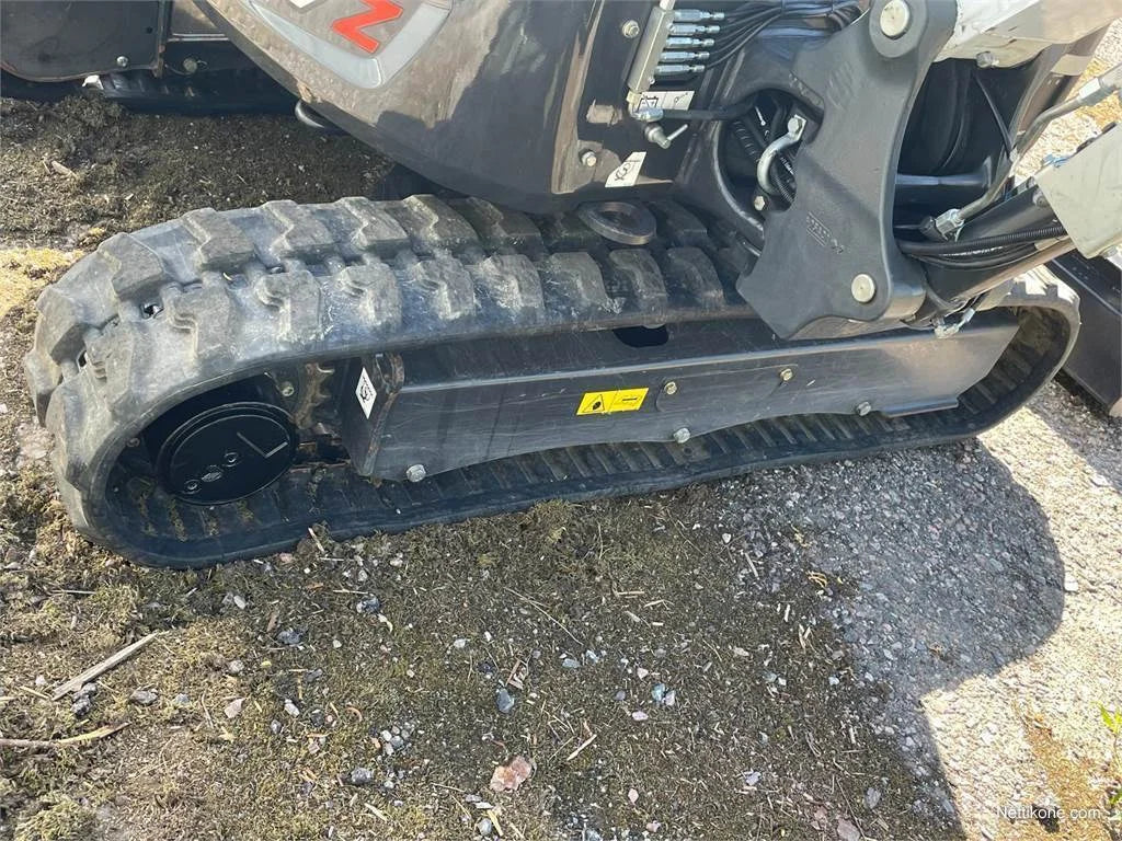 Miniexcavadora Bobcat E27Z de ocasión 2,7 t 2021 tiltrotator 315 h
