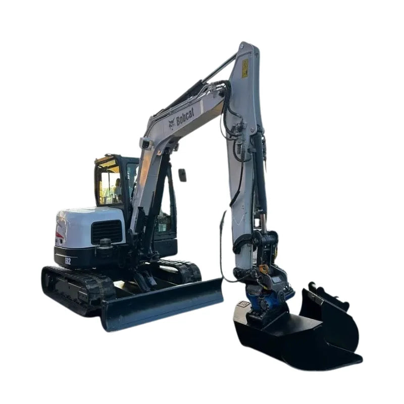Miniexcavadora Bobcat E62 de ocasión 6,1 t 2014 rotador SMP Bretec