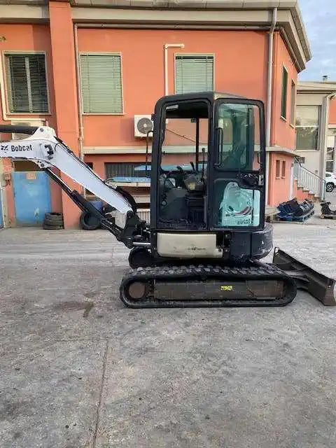 Miniexcavadora BOBCAT E 35 – ocasión