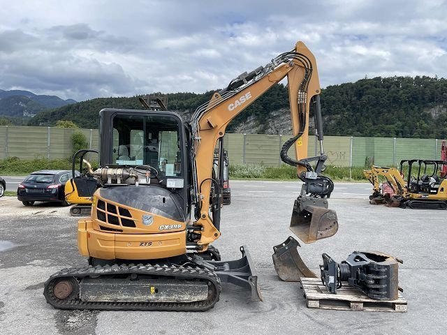 CASE CX 39B S2 (2014) – Miniexcavadora de ocasión 3,9T – 3 100 h – 3 Cucharas