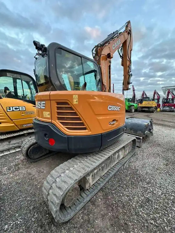 Miniexcavadora CASE CX60C – ocasión
