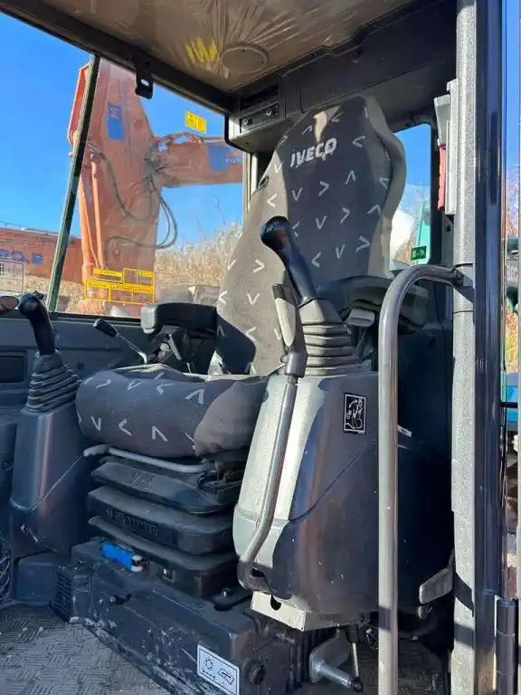 Miniexcavadora CASE CX60C – ocasión