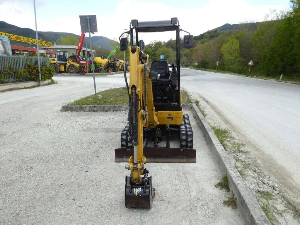 Miniexcavadora Caterpillar 301.7D CR de ocasión 1,7 t 2017 1 221 h