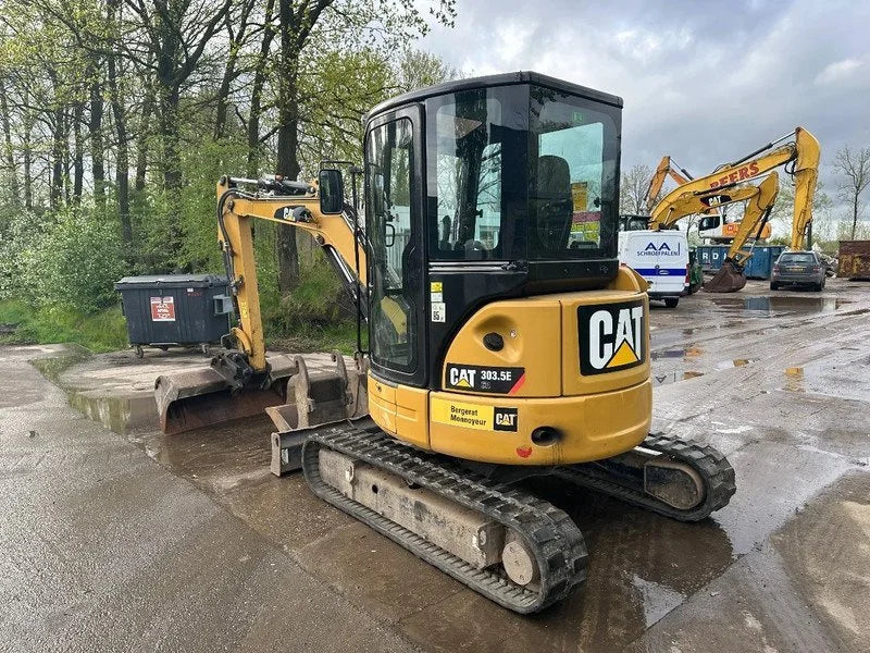 Miniexcavadora de ocasión Caterpillar 303.5E CR 3,58 t 2013 5 555 h