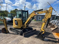 Miniexcavadora Caterpillar 303.5ECR de ocasión 3,5 t 2015 cabina climatizada