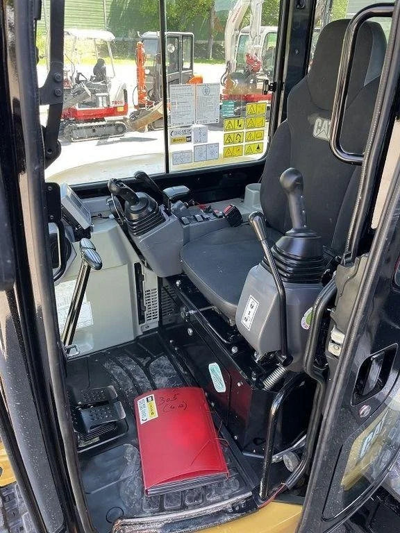 Miniexcavadora Caterpillar 305 5E de ocasión 5,2 t 2013 1 720 h