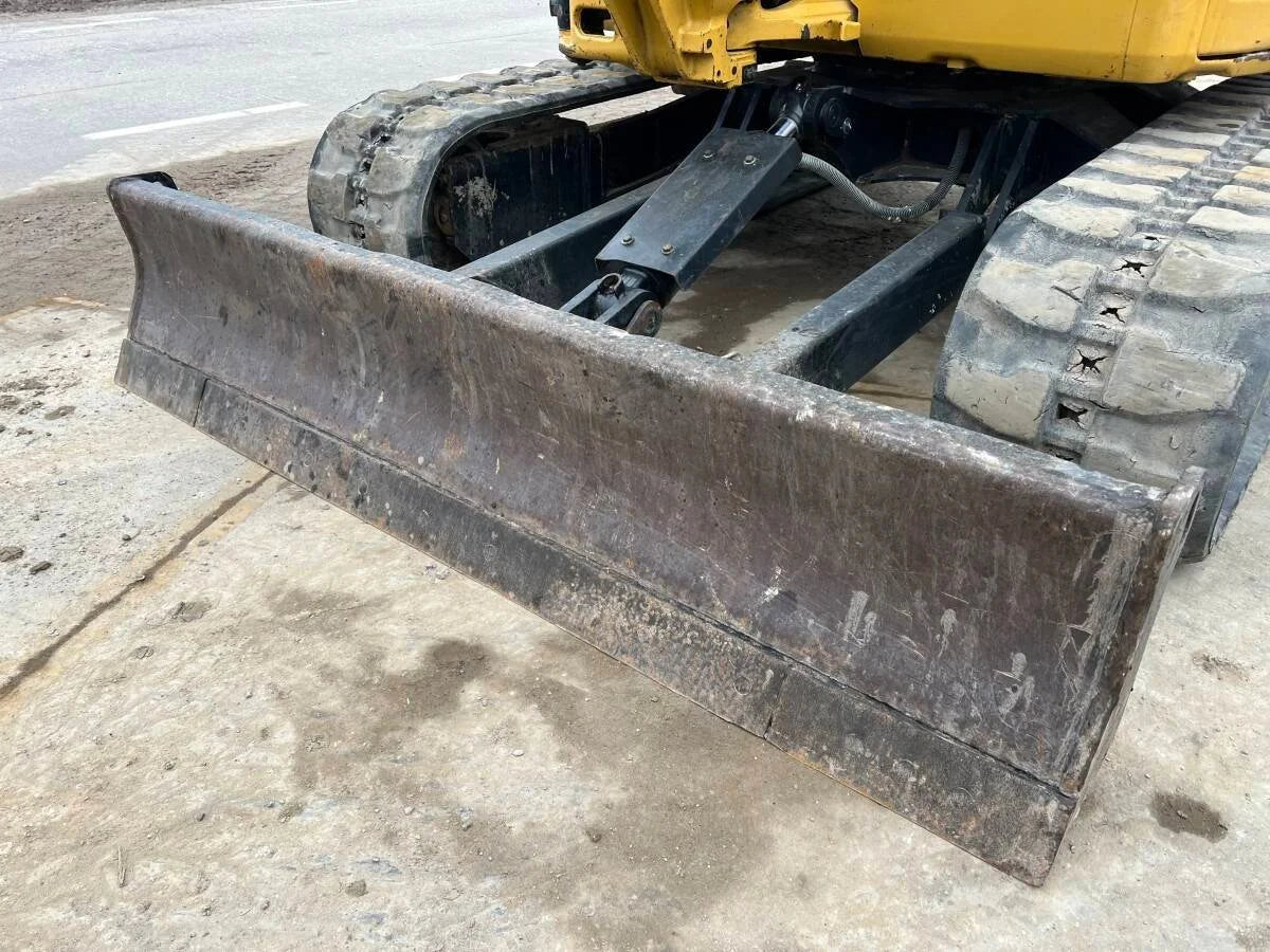 Miniexcavadora Caterpillar 305.5E2 CR de ocasión 5,2 t 2018 3 692 h