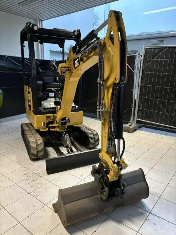 Miniexcavadora CATERPILLAR 301.8 – ocasión