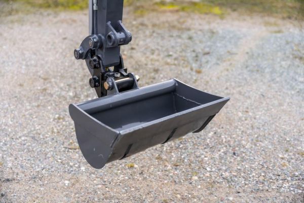 Miniexcavadora eléctrica de ocasión Compartec CT-B 12 Li 1,1 t 108 h