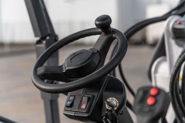 Cargadora articulada de ocasión Compartec CT-W12I 1,2 t 589 h