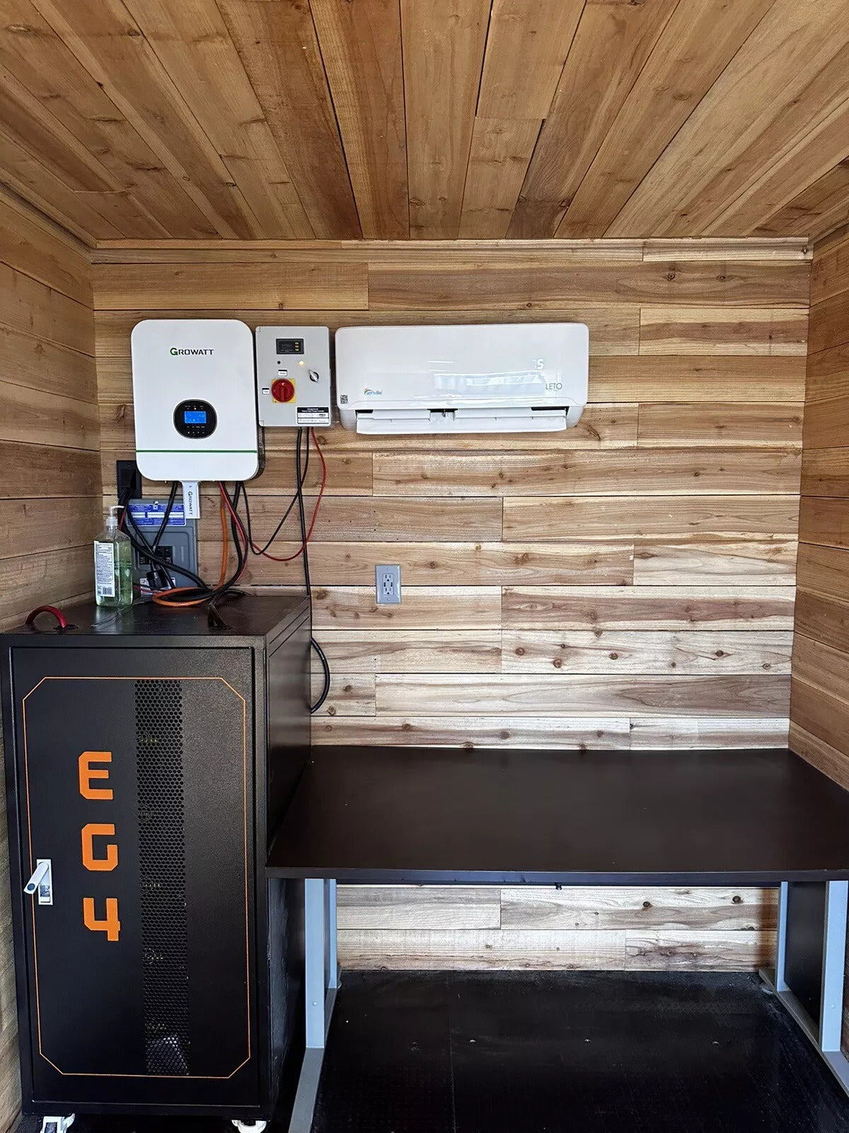 Contenedor de 20 pies Oficina Solar Off Grid