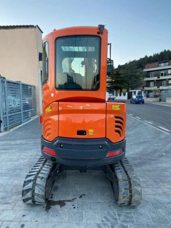 Miniexcavadora de ocasión Doosan DX 27 Z 2,8 t 2016 giro cero ZTS