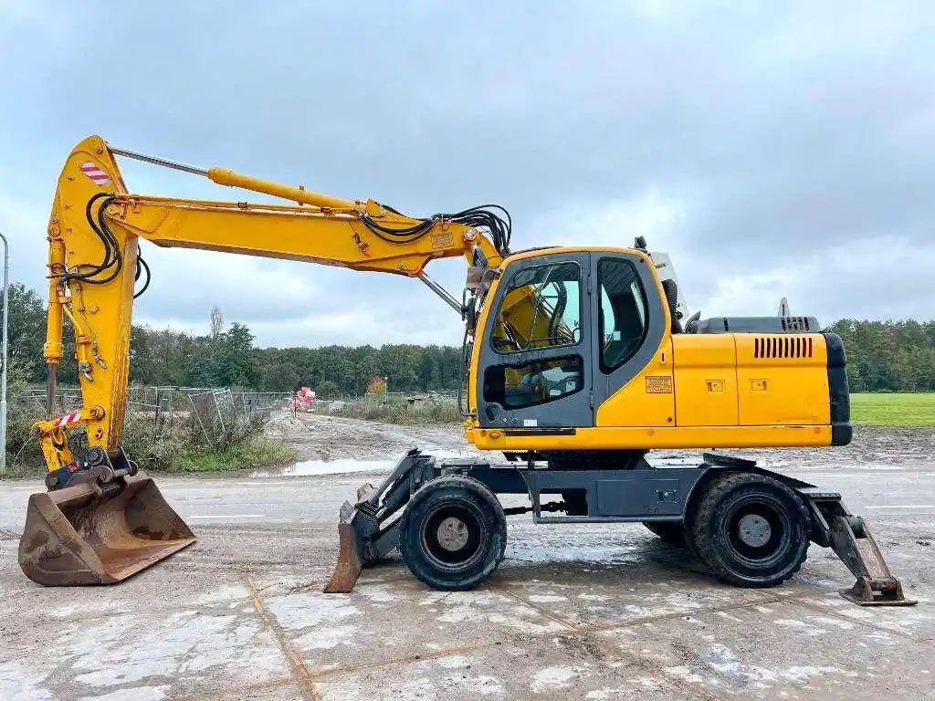 Excavadora de Ruedas Doosan DX190W (ETEC 818) de Ocasión – 18,2T (2008)