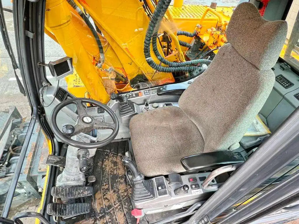 Excavadora de Ruedas Doosan DX190W (ETEC 818) de Ocasión – 18,2T (2008)