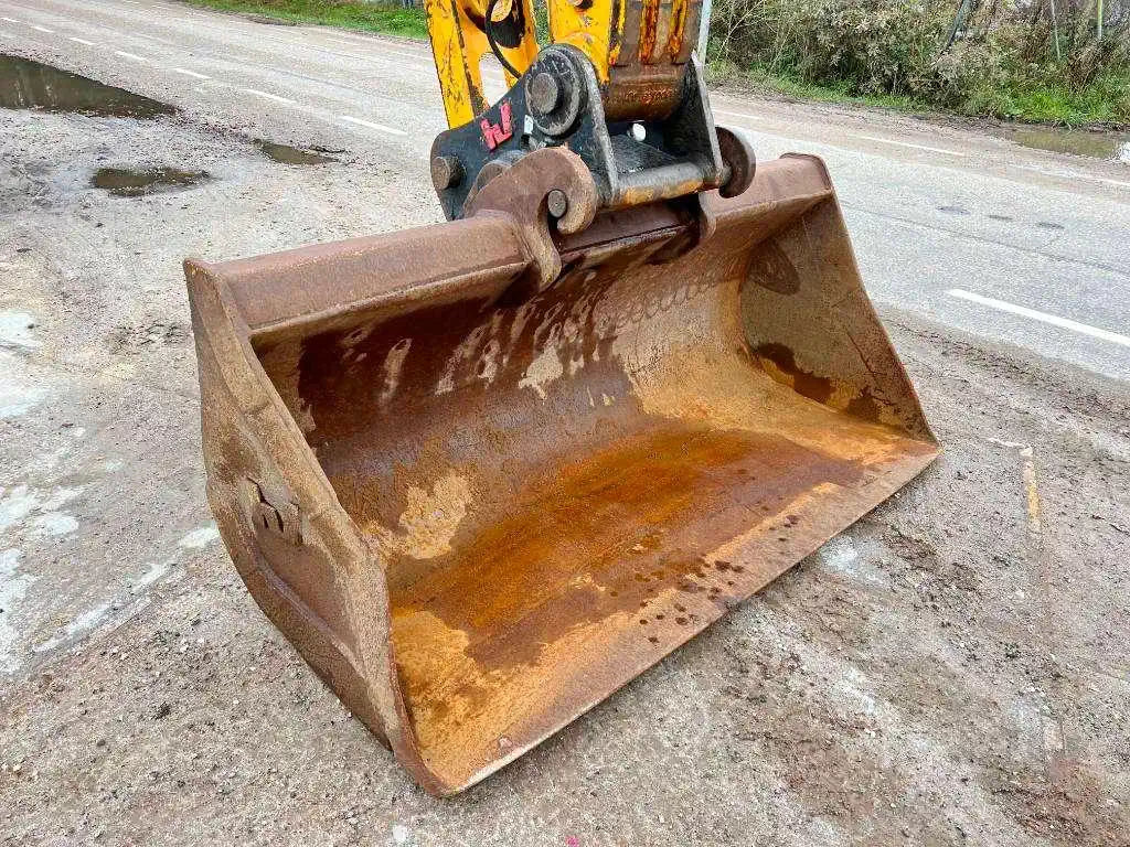 Excavadora de Ruedas Doosan DX190W (ETEC 818) de Ocasión – 18,2T (2008)