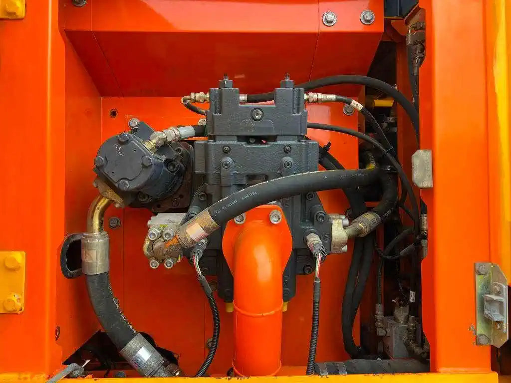 Excavadora de Ruedas Doosan DX190W (ETEC 818) de Ocasión – 18,2T (2008)