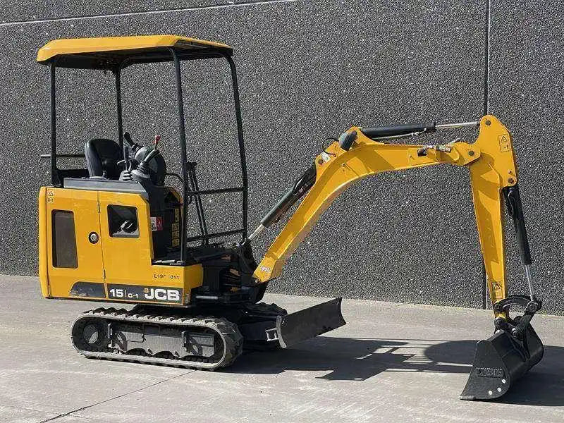 Miniexcavadora JCB 15 C-1 de ocasión