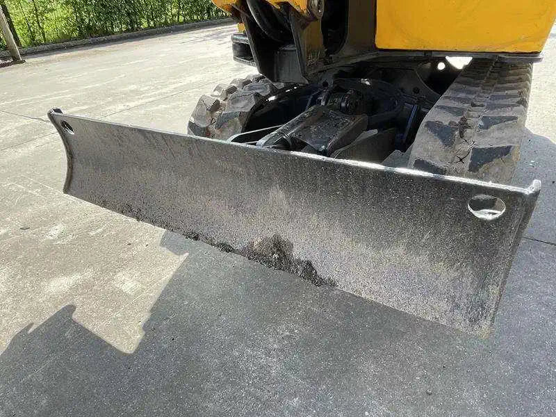 Miniexcavadora JCB 15 C-1 de ocasión