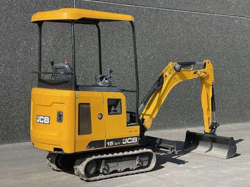 Miniexcavadora JCB 15 C-1 de ocasión