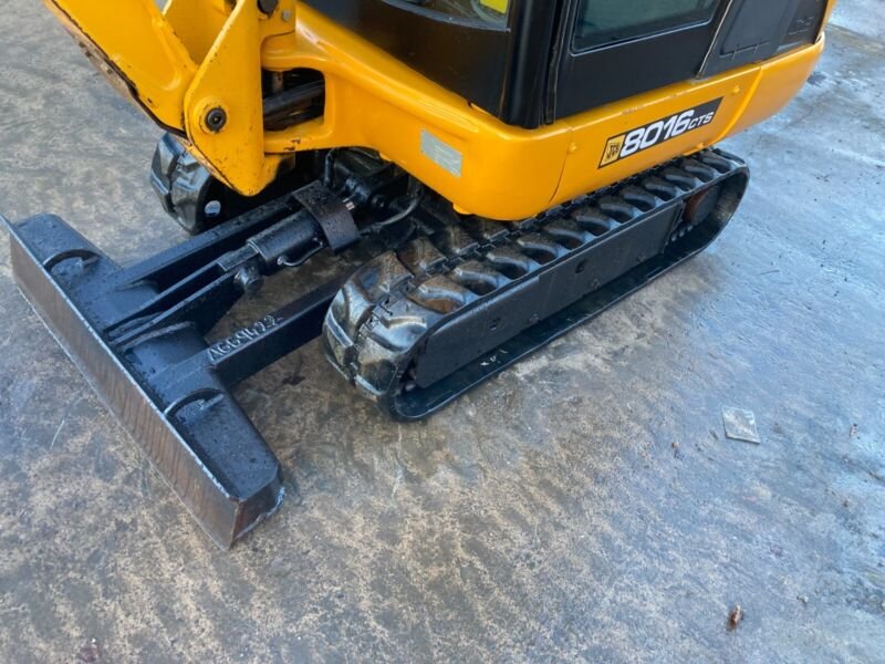 JCB 8016 CTS (2015) – Mini Excavadora 1,5T – 2 487 h – Totalmente Revisada