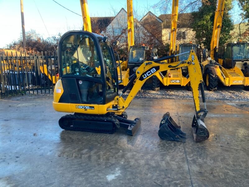 JCB 8016 CTS (2015) – Mini Excavadora 1,5T – 2 487 h – Totalmente Revisada