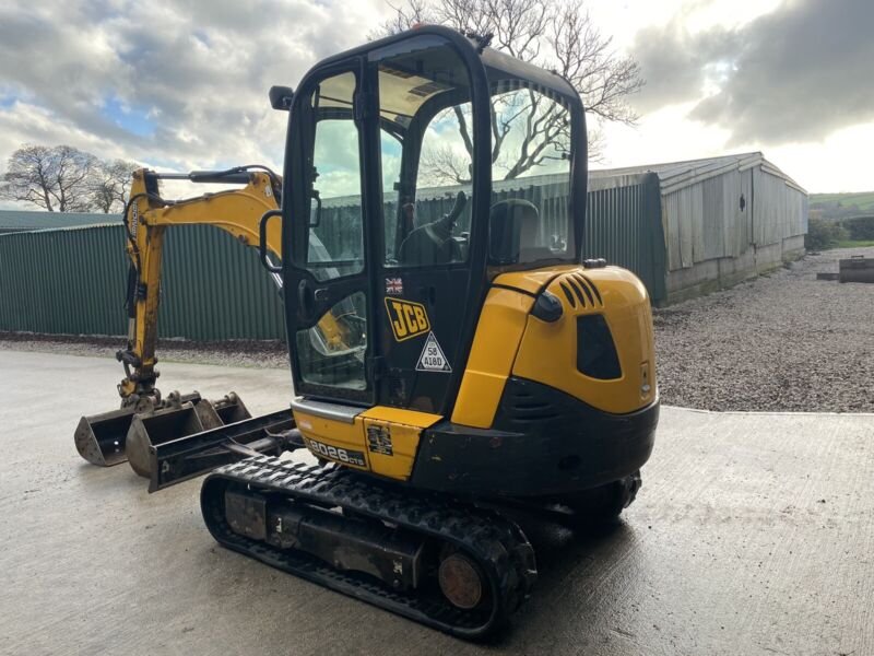 JCB 8026 CTS (2014) – Miniexcavadora 2,6T – Cabina climatizada – 3 265 h