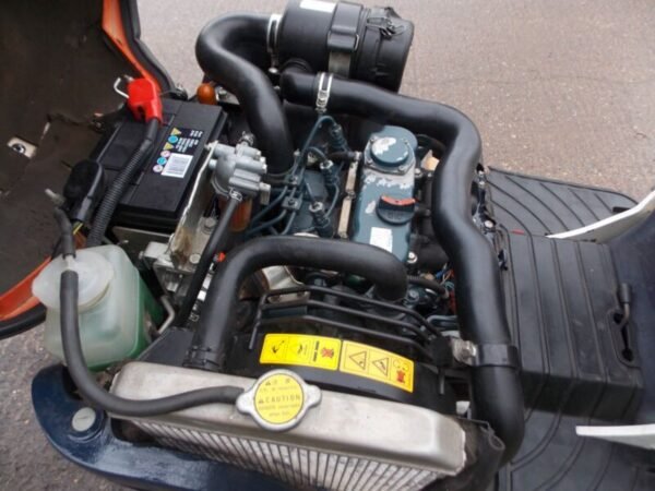 Kubota K008-3 Micro de Ocasión (2013) – Miniexcavadora 0,8T con Motor Nuevo – 2 694 h