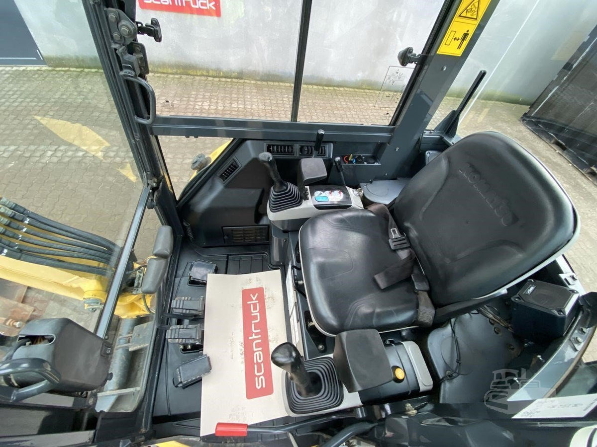Komatsu PC20MR-2 (2005) – Mini Excavadora 2T – 2 280 h – Compacta y Fiable