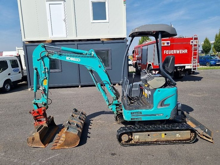 Kobelco SK17 SR-3 (2018) – Mini Excavadora 1,7T – 800 h – Compacta