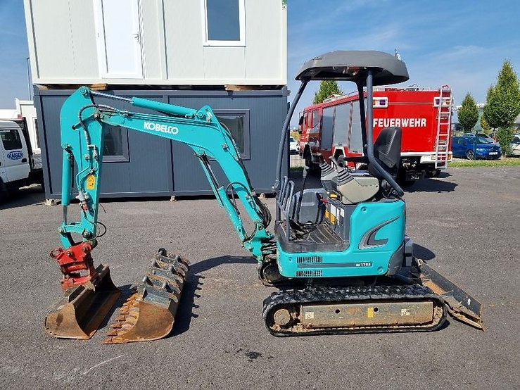 Kobelco SK17 SR-3 (2018) – Mini Excavadora 1,7T – 800 h – Compacta