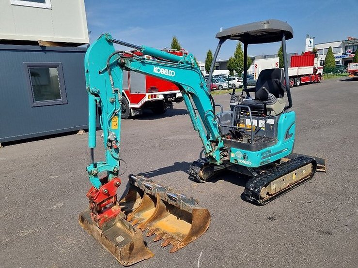 Kobelco SK17 SR-3 (2018) – Mini Excavadora 1,7T – 800 h – Compacta