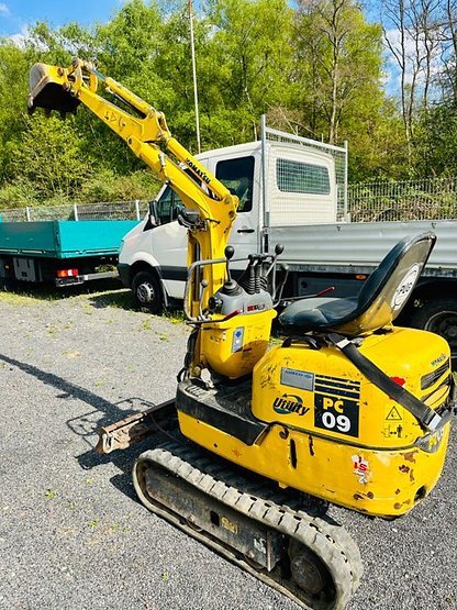 Komatsu PC 09-1 (2008) – Miniexcavadora 0,8T – 1500 h – Ultracompacta