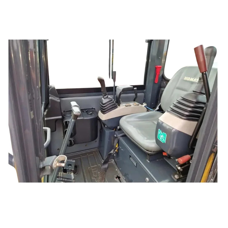 Miniexcavadora de ocasión Komatsu PC 16 R 3HS 1,8 t 2018 cabina 1 800 h