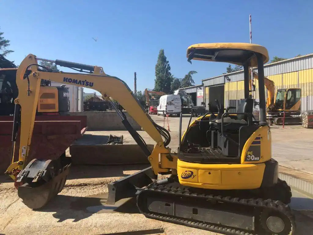 Miniexcavadora KOMATSU PC30MR-2 – ocasión