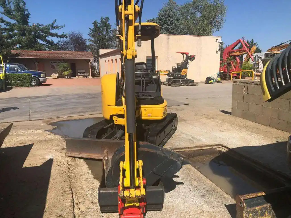 Miniexcavadora KOMATSU PC30MR-2 – ocasión